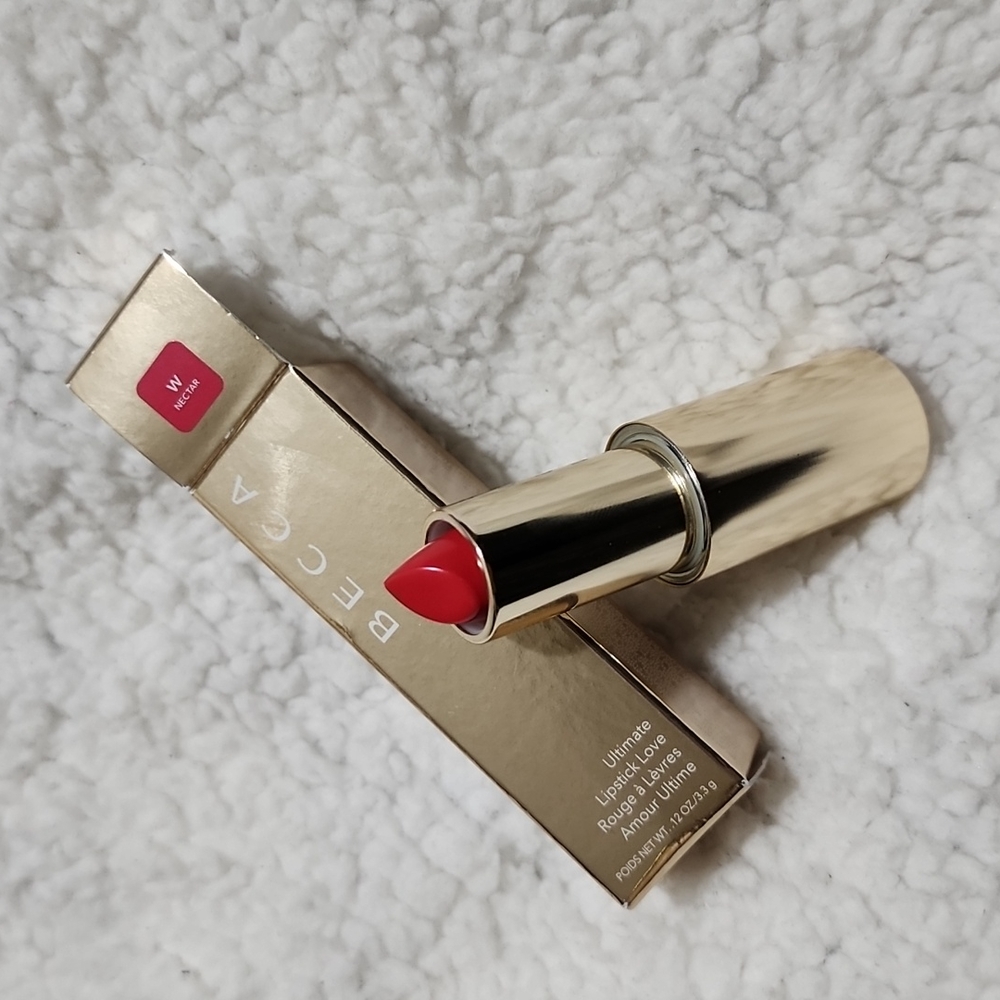 Becca Ultimate Lipstick Love in Nectar